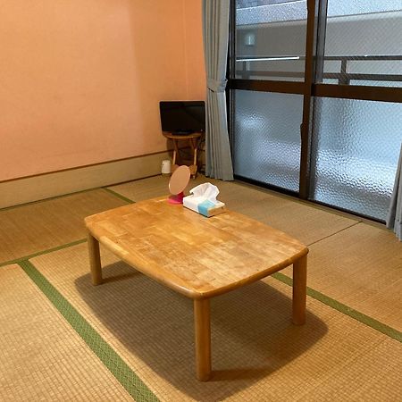 Hostel Hakuseiso Naha Zewnętrze zdjęcie