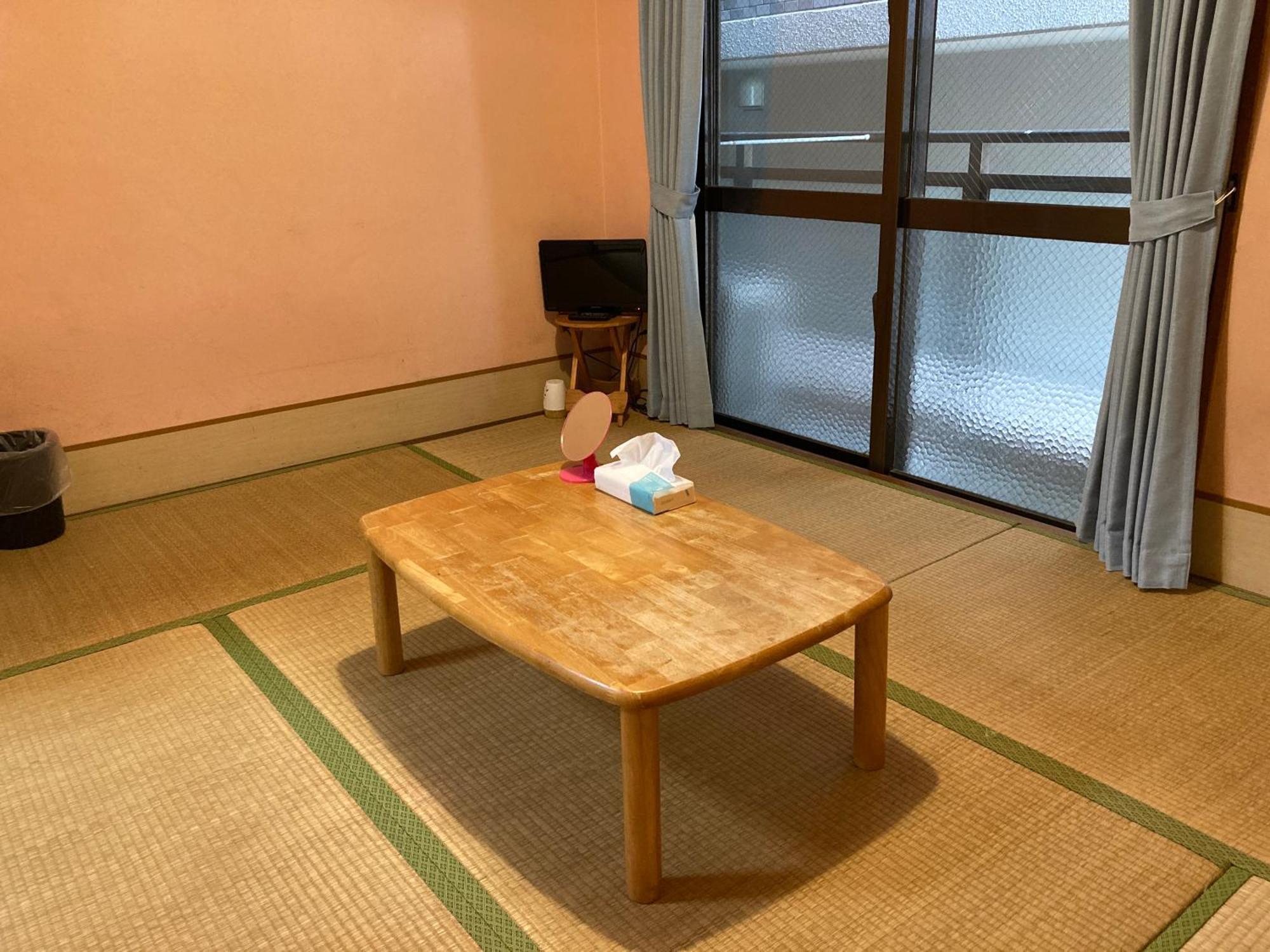 Hostel Hakuseiso Naha Zewnętrze zdjęcie